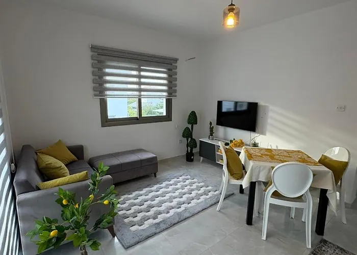 Lapta Yellow 1 Bedroom Appartamento *