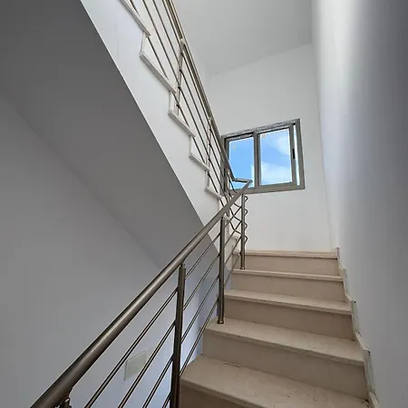 Апартаменты Lapta Yellow 1 Bedroom *