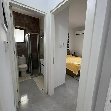 Апартаменты Lapta Yellow 1 Bedroom Лимасол