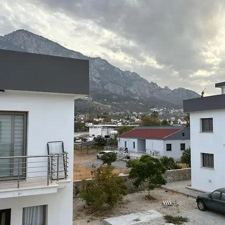 Апартаменты Yellow 1 Bedroom Лапитос