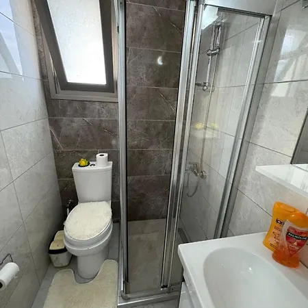 Lapta Yellow 1 Bedroom