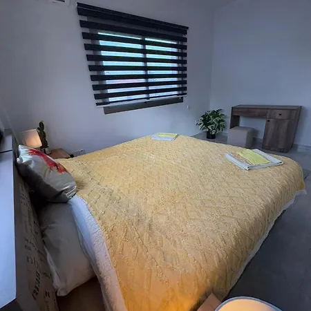 Yellow 1 Bedroom