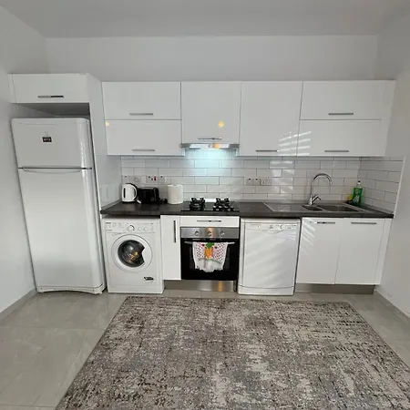Апартаменты Yellow 1 Bedroom
